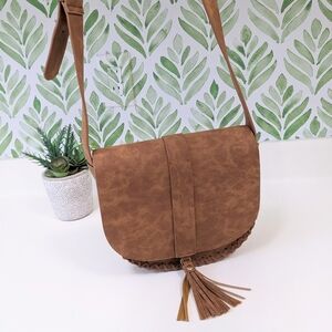 Brown Tan JustFab Saddle purse crossbody
